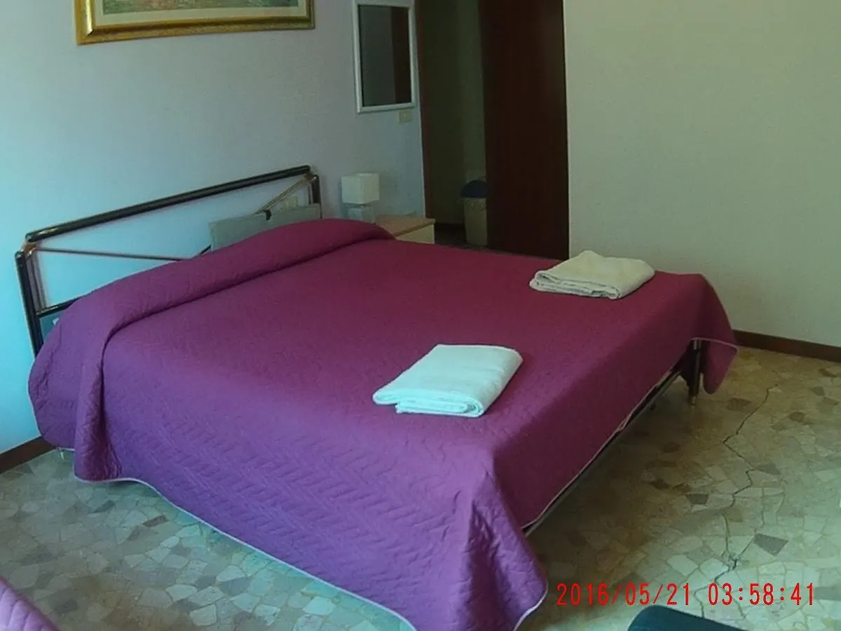 The Caponi Bros Bed and Breakfast Mestre