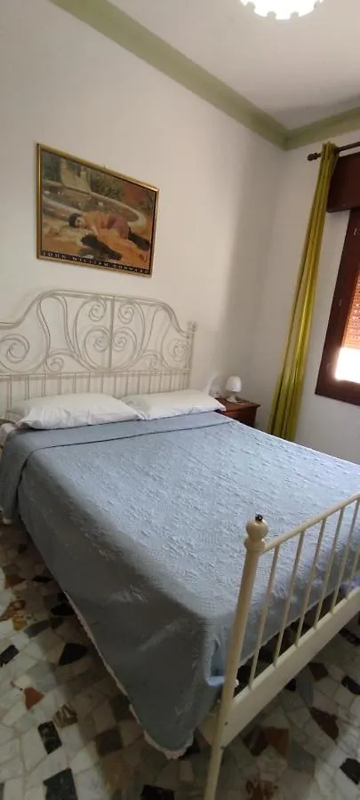 The Caponi Bros Bed & Breakfast Mestre