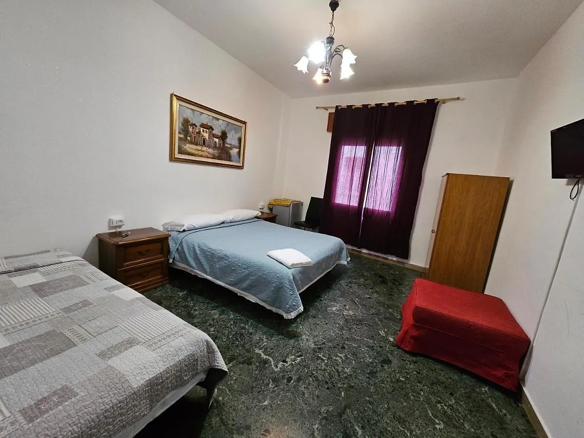The Caponi Bros Bed and Breakfast Mestre Italien