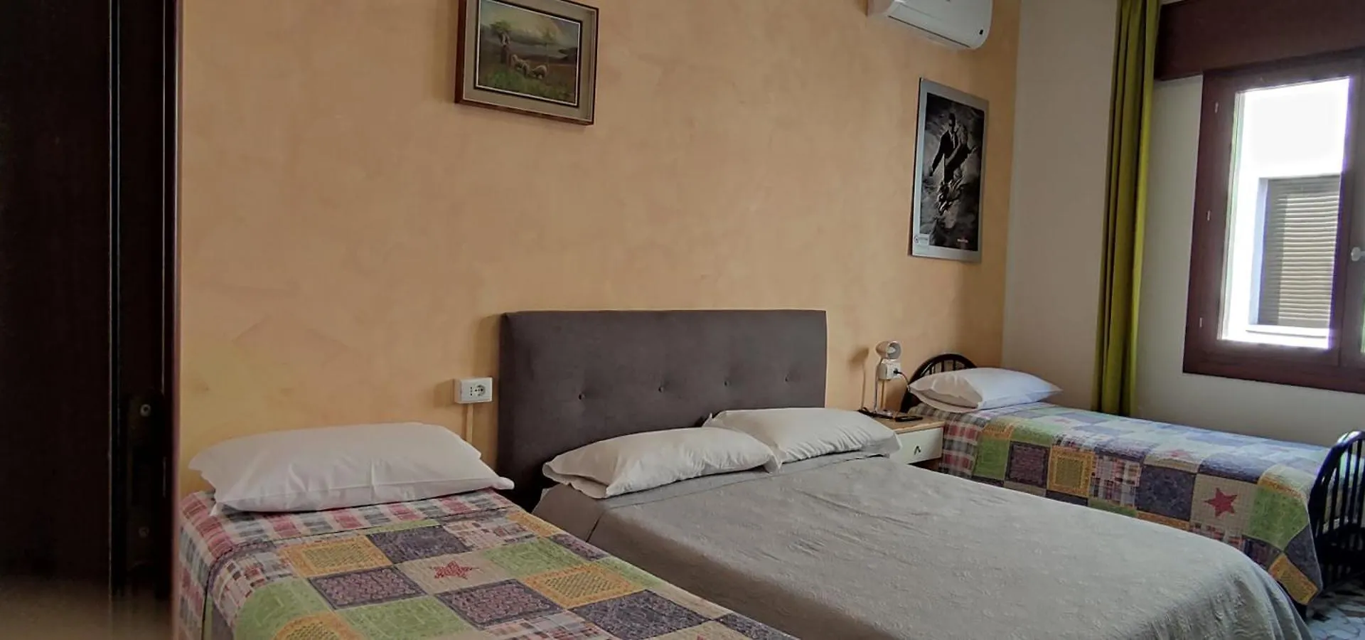 The Caponi Bros Bed and Breakfast Mestre 2*,