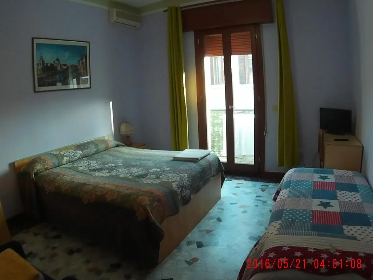 The Caponi Bros Bed and Breakfast Mestre Bed & Breakfast